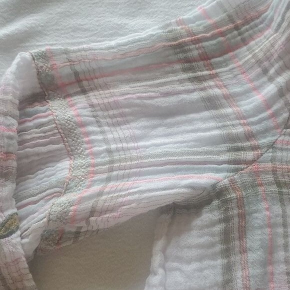 Johnny Was Workshop Embroidered Plaid Eyelet Tassel Blouse White Pink Large - Picture 12 of 16